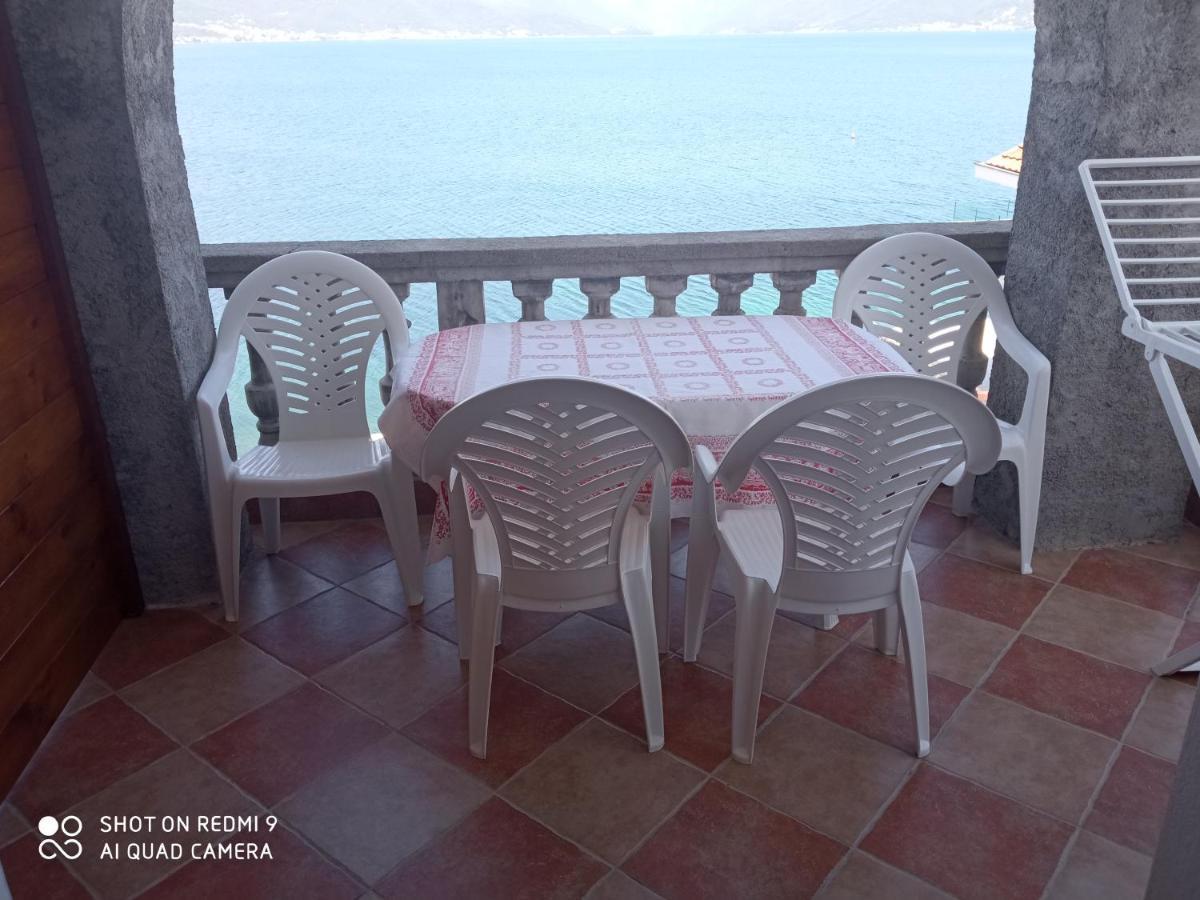 טיווט Apartments Petrovic מראה חיצוני תמונה