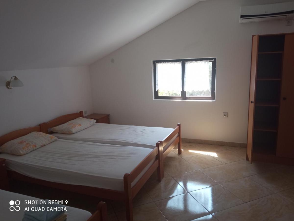 טיווט Apartments Petrovic מראה חיצוני תמונה