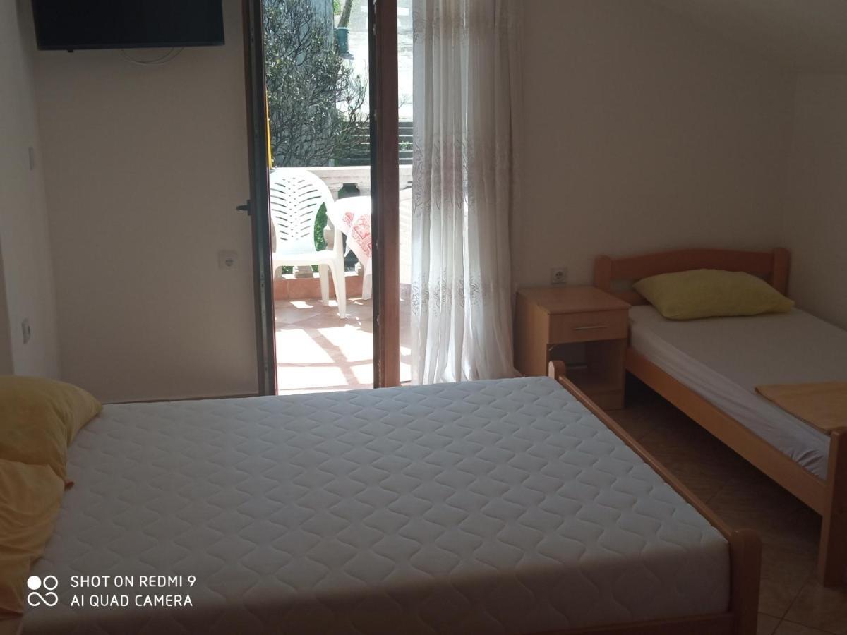 טיווט Apartments Petrovic מראה חיצוני תמונה