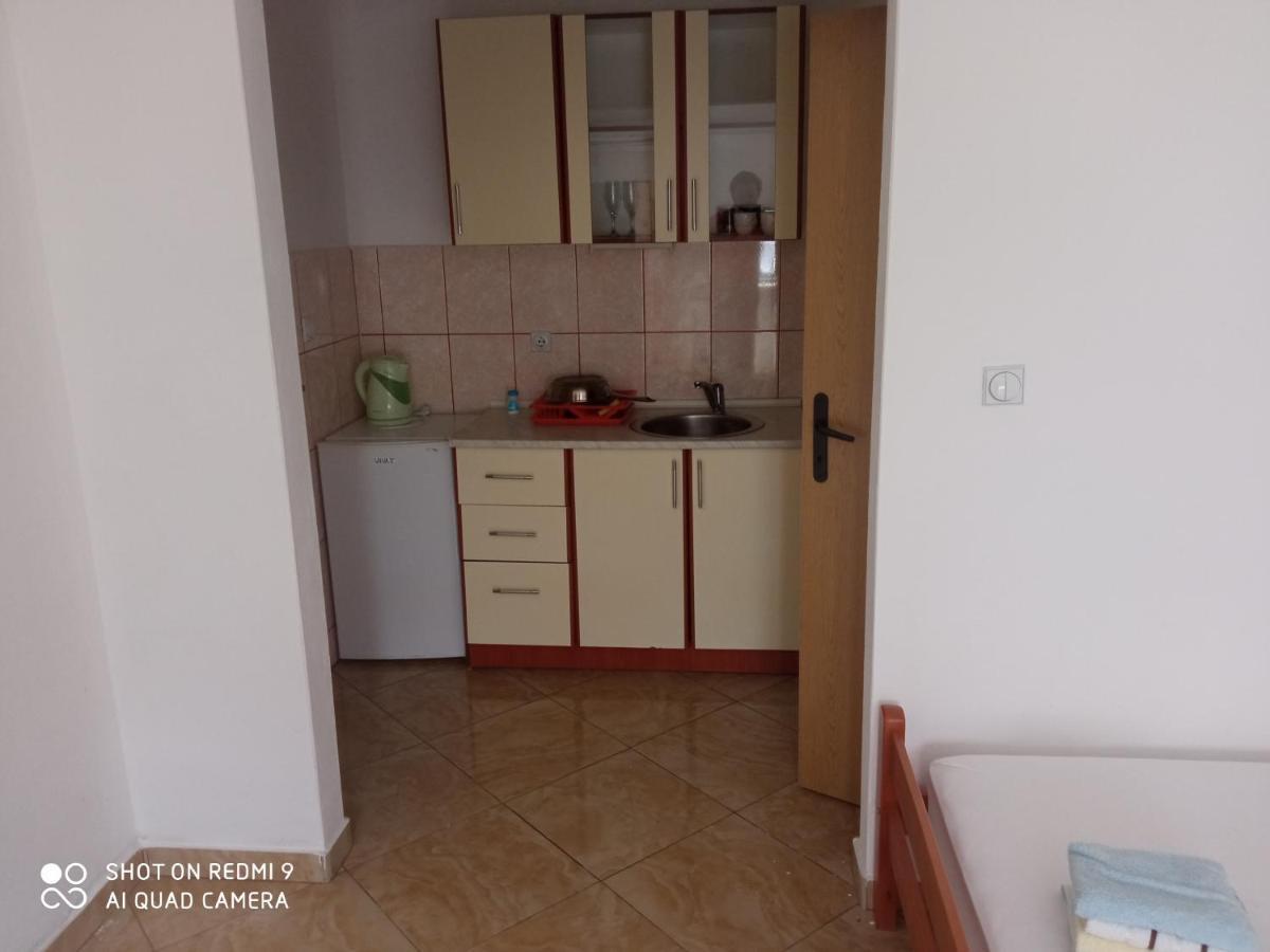 טיווט Apartments Petrovic מראה חיצוני תמונה