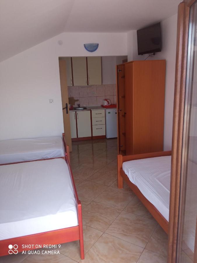 טיווט Apartments Petrovic מראה חיצוני תמונה