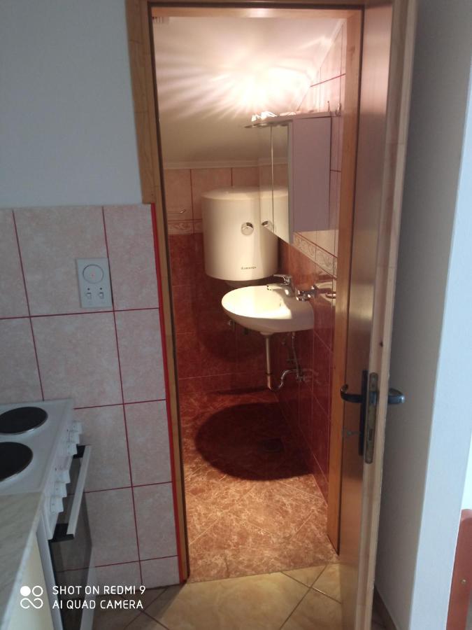 טיווט Apartments Petrovic מראה חיצוני תמונה