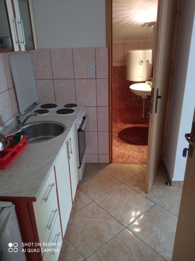 טיווט Apartments Petrovic מראה חיצוני תמונה