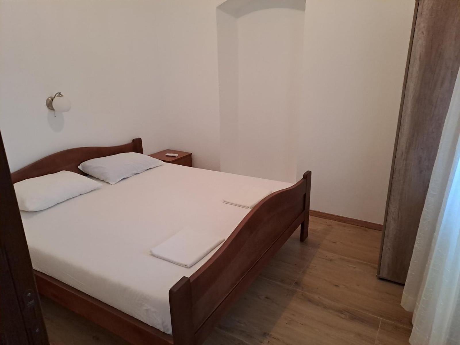 טיווט Apartments Petrovic מראה חיצוני תמונה